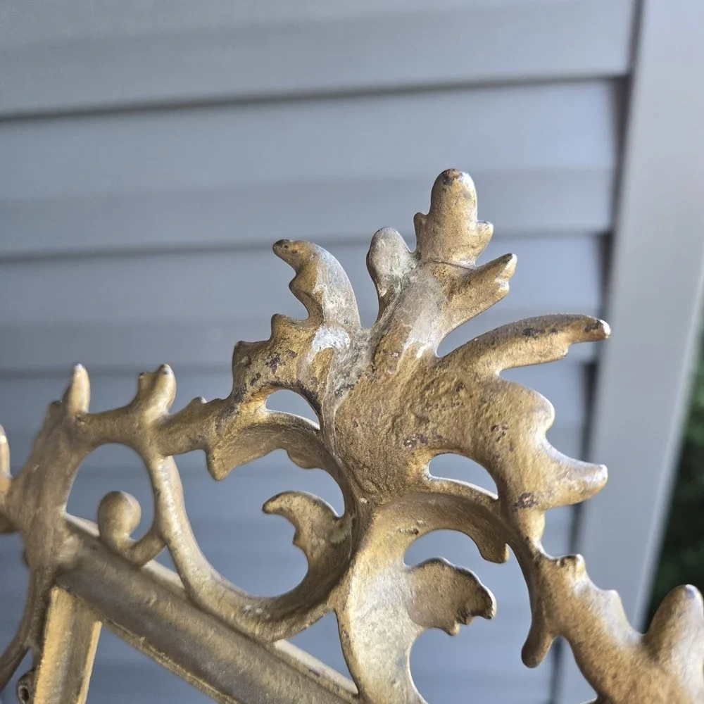 Vintage/Antique Shabby Chic Cast‎ Iron Picture Frame  Easel Style EUC